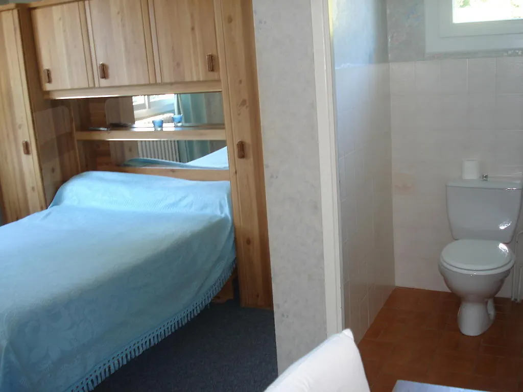 Hotel Auberge De La Palombiere Antichan-de-Frontignes 2*,  France